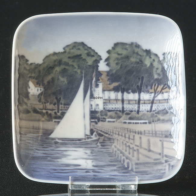 Skål med Christiansminde ved Svendborg, Royal Copenhagen nr. 3532