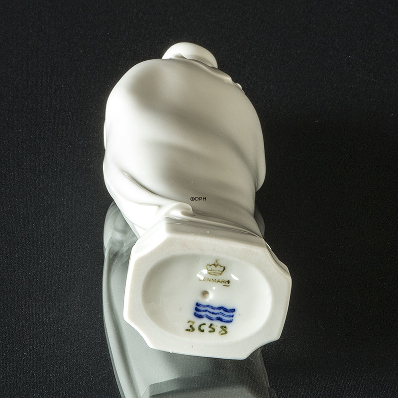 Madonna med barn, Royal Copenhagen Hvid/Blanc de Chine Nr 3658