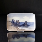 Bowl with fishermen, Royal Copenhagen No. 3726