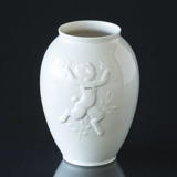 Weiße Vase Royal Copenhagen mit Cherub und Satyr Nr. 4119