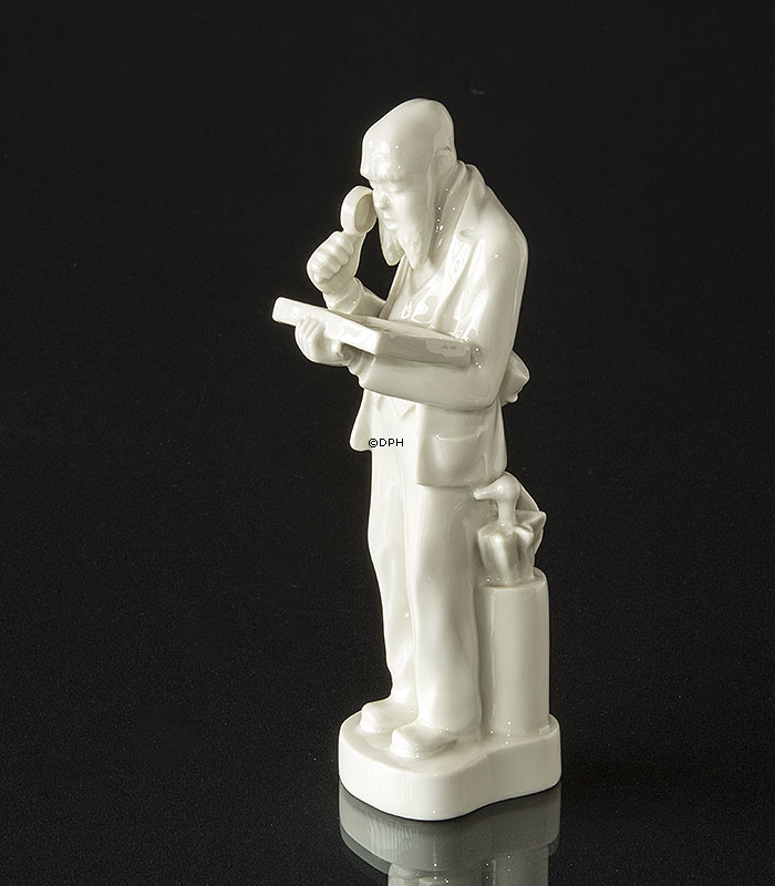 Sommerfuglesamler / Lepidopterolog, Royal Copenhagen Whites figur nr. 4122