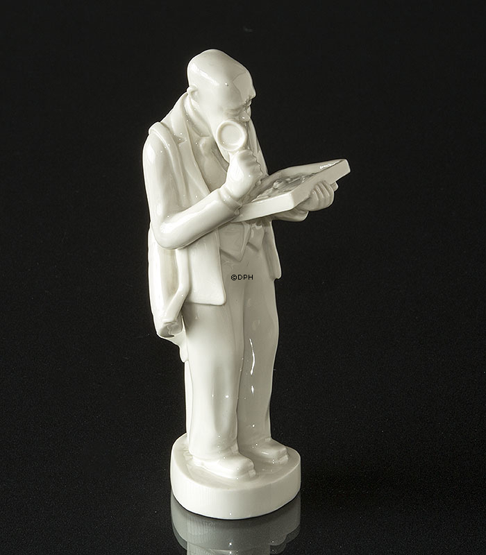 Sommerfuglesamler / Lepidopterolog, Royal Copenhagen Whites figur nr. 4122