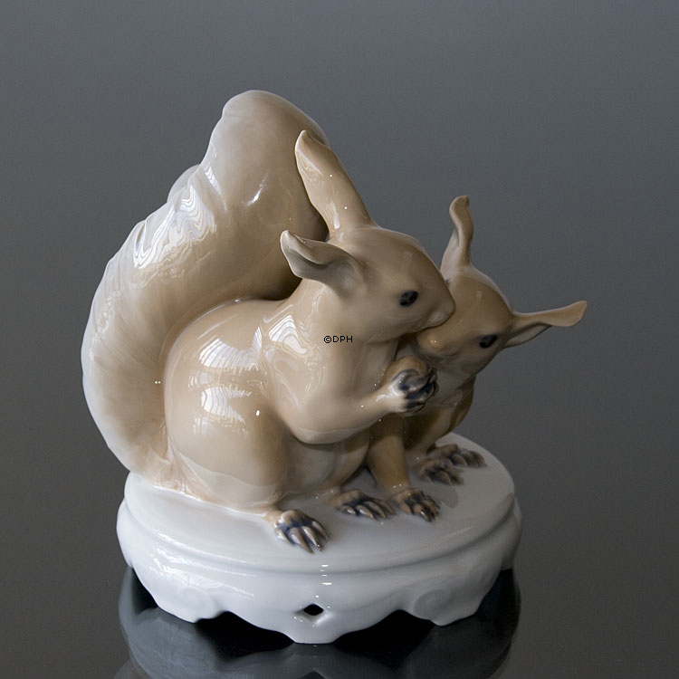 To Egern, Royal Copenhagen figur nr. 416