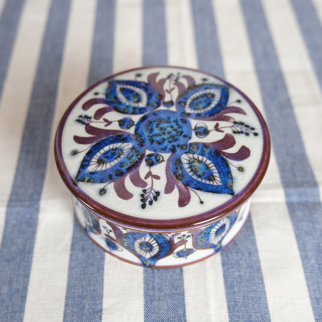 Fajance krukke med låg, signeret BJ, Royal Copenhagen nr. 432-3162