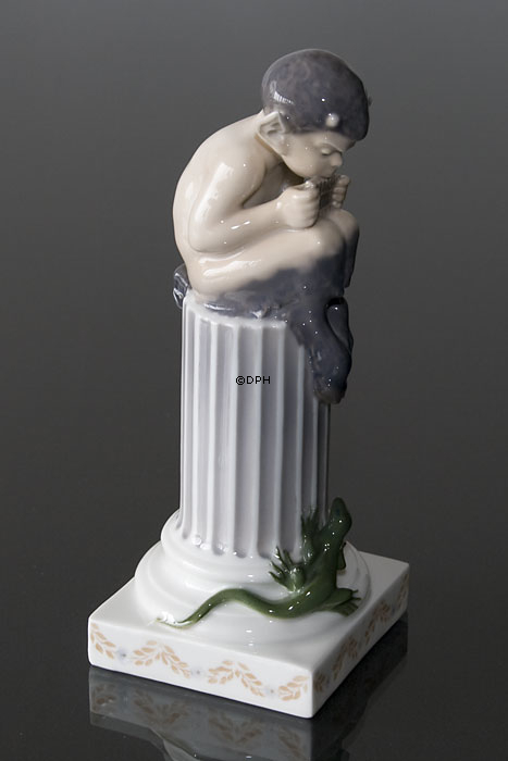 Faun med firben, Royal Copenhagen figur nr. 433