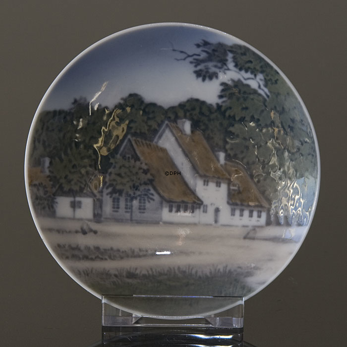 Skål med Peter Lieps hus i Klampenborg, Royal Copenhagen nr. 4444