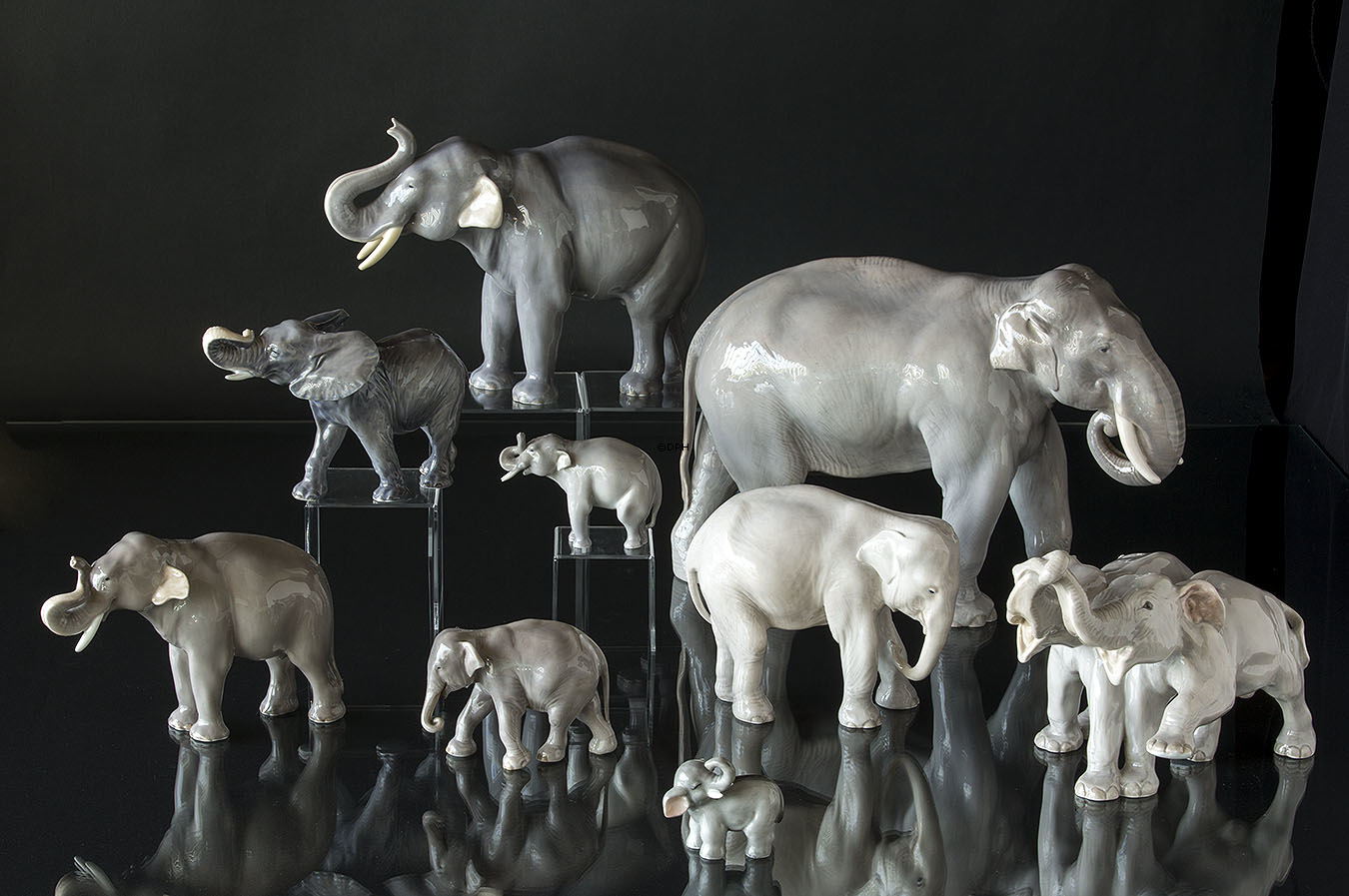 Stående elefant, STOR Royal Copenhagen figur nr. 447 (1894-1922)