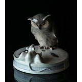 Ugle og tre hvide mus, Royal Copenhagen figur nr. 450