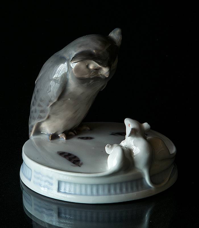 Ugle og tre hvide mus, Royal Copenhagen figur nr. 450