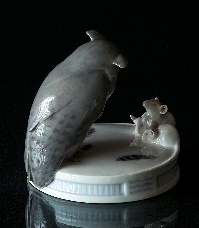 Ugle og tre hvide mus, Royal Copenhagen figur nr. 450