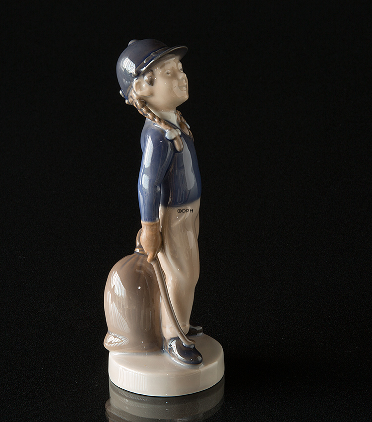 Pige, Rytter,  november, Royal Copenhagen månedsfigur nr. 4533