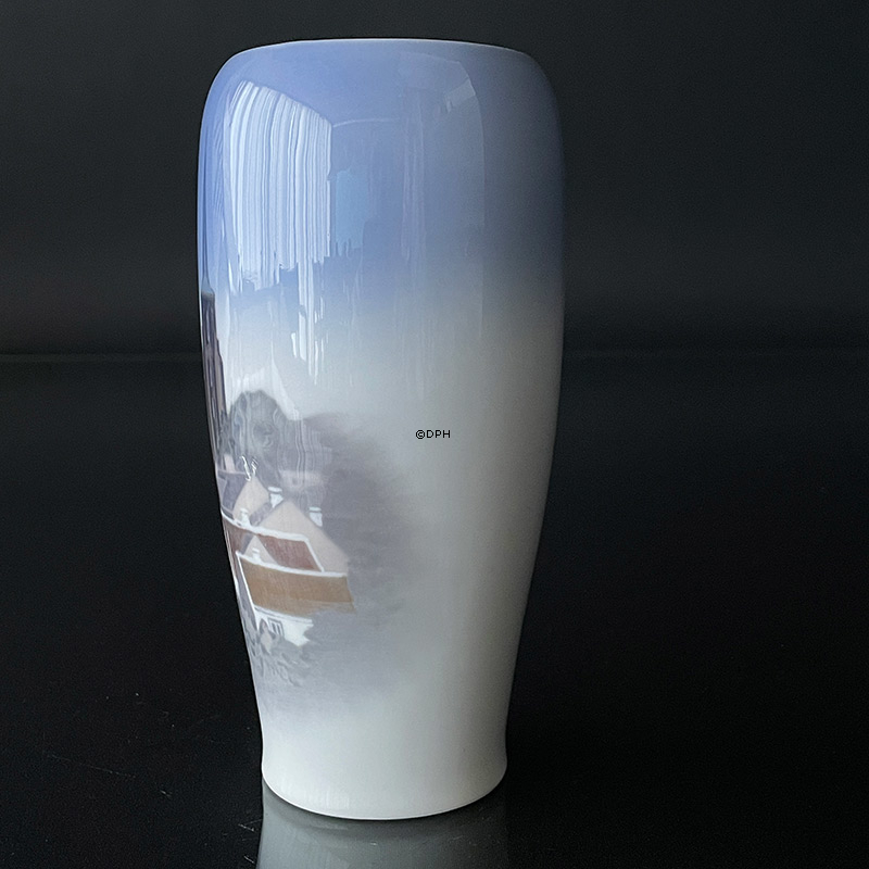 Vase with Roskilde domkirke, Royal Copenhagen nr. 4557