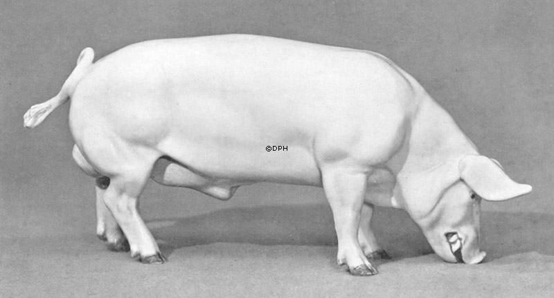 Spisende orne, Royal Copenhagen figur nr. 4561