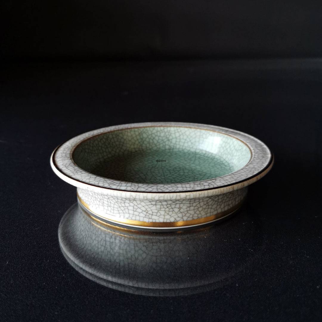 Grøn skål, krakeleret, Royal Copenhagen nr. 457-2716