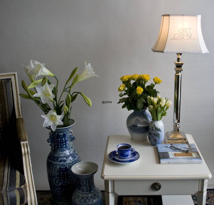 Vase med færgen Broen, Royal Copenhagen nr. 4614