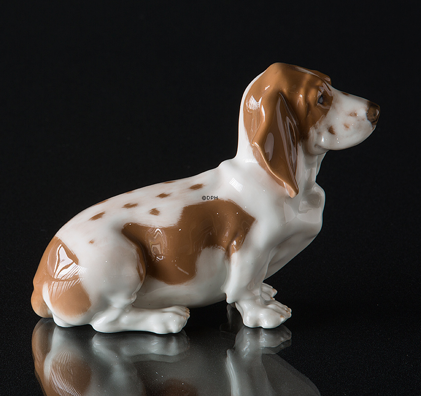 Basset hound, Royal Copenhagen hunde figur nr. 4616