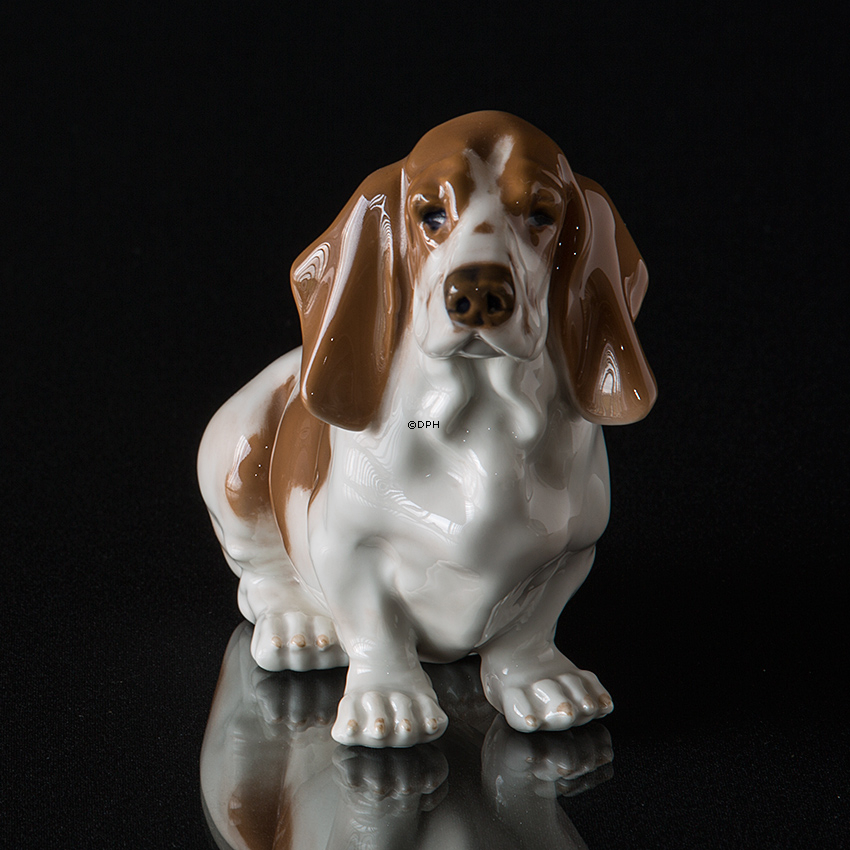 Basset hound, Royal Copenhagen hunde figur nr. 4616