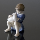 Pige med Kat, Royal Copenhagen figur nr. 4631