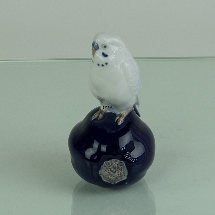 Hvid undulat, Royal Copenhagen fuglefigur nr. 4682