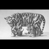 Tiger mit Jungen, Royal Copenhagen Figur Nr. 4687