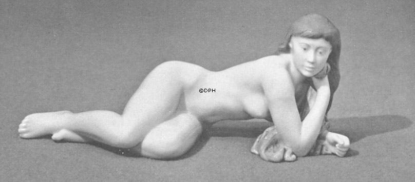 Nøgen pige, der vender sig, Royal Copenhagen figur nr. 4703