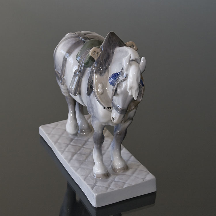 Hest, Royal Copenhagen figur nr. 471