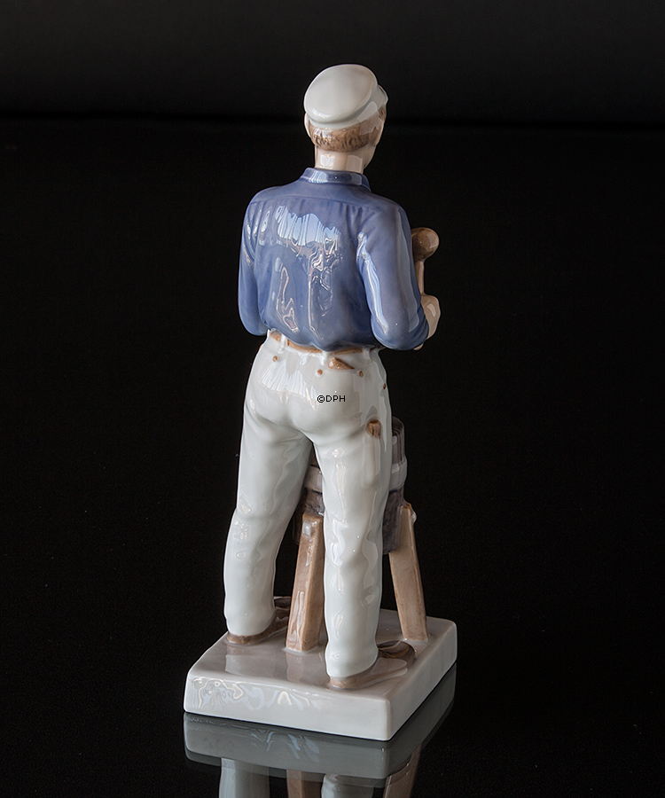 Blikkenslager, Royal Copenhagen figur af håndværker nr. 4727