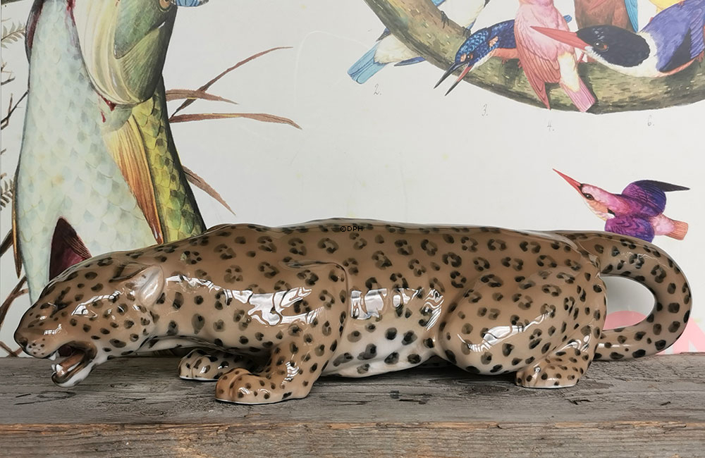 Kravlende leopard, stor, Royal Copenhagen figur nr. 472, Meget sjælden