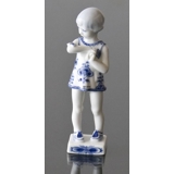 Pige med sommerfugl, Musselmalet Royal Copenhagen figur nr. 4795