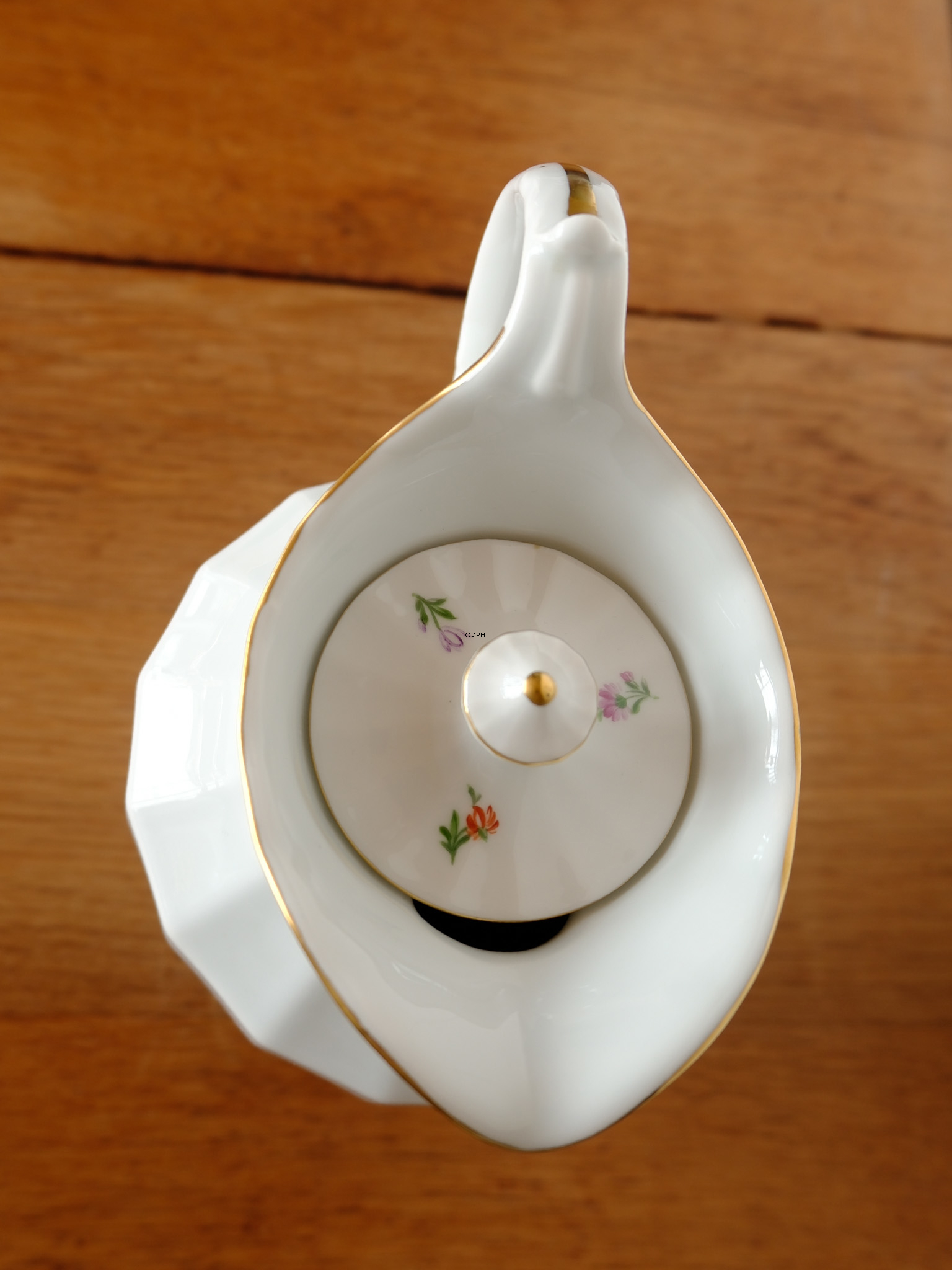 Royal Copenhagen Strøblomst chokoladekande / mælkekande nr. 482/8606