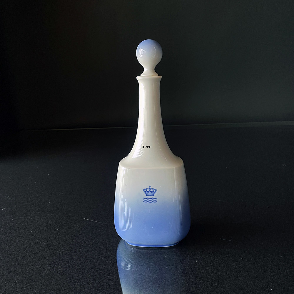 Karaffel med motiv af Egeskov Slot, Royal Copenhagen nr. 4881