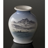 Vase med motiv fra Grønland, Royal Copenhagen nr. 4938