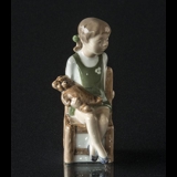 Mädchen mit Teddybär, Royal Copenhagen Figur Nr. 5195