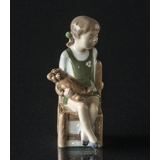 Pige med bamse, Royal Copenhagen figur nr. 5195