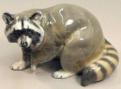 Vaskebjørn, Royal Copenhagen figur nr. 5401