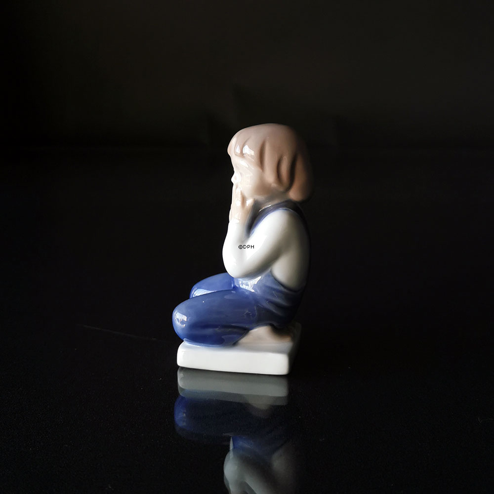 Ikke tale, Royal Copenhagen figur af barn nr. 5462