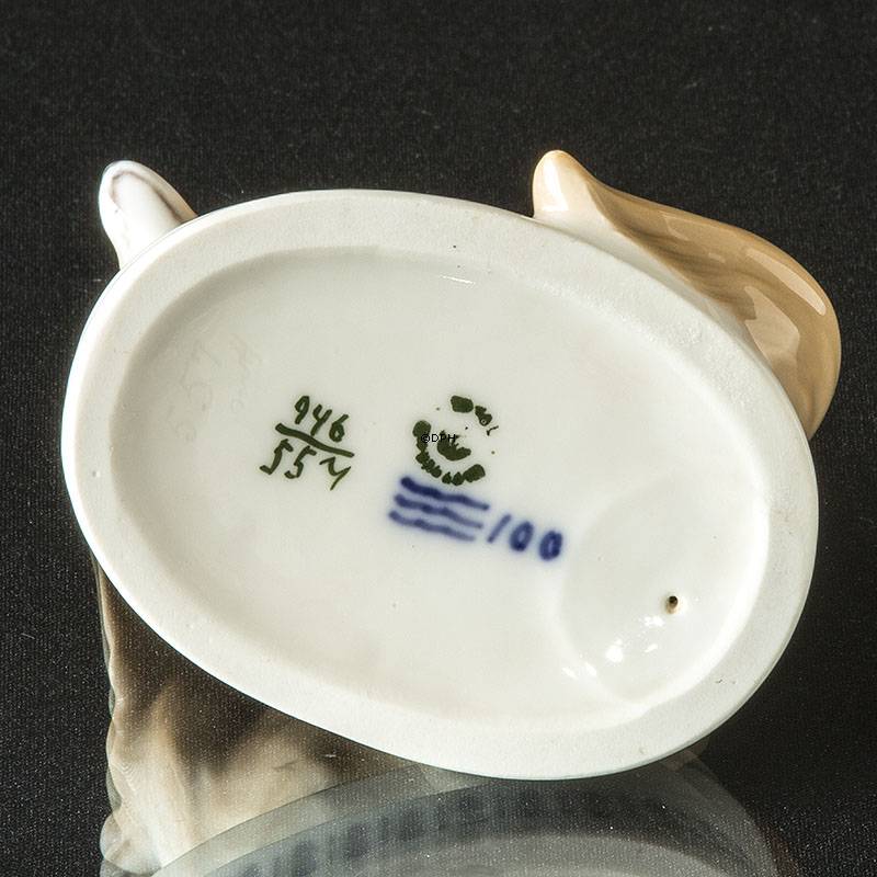 Ræv, Royal Copenhagen figur nr. 557, (1894-1922)