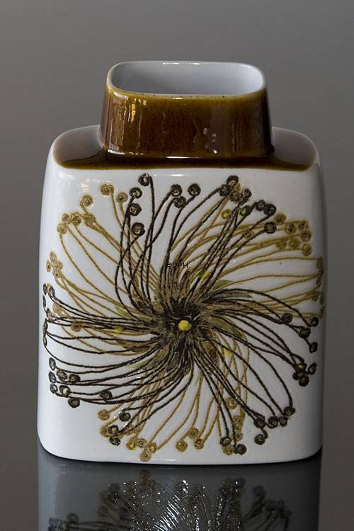 Baca Fajance vase af Ellen Malmer, Royal Copenhagen nr. 635-3121