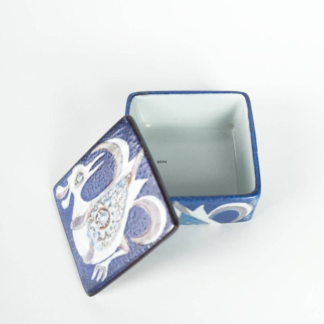 Fajance lille æske/skrin med låg af Nils Thorssen, Royal Copenhagen nr. 708-3267-f