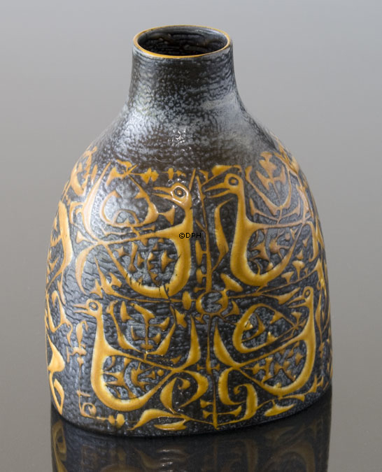 Fajance vase, Royal Copenhagen nr. 714-3223