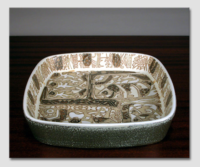 Baca Fajance skål af Nils Thorssen, Royal Copenhagen nr. 719-2883