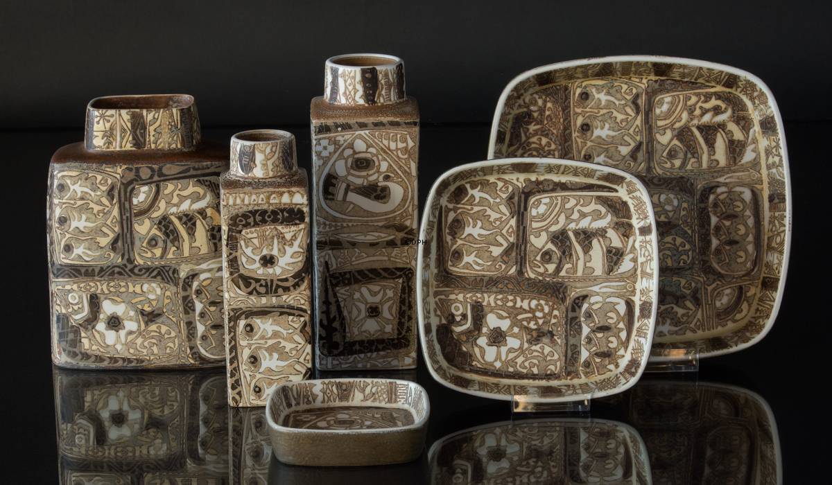 Baca Fajance vase af Nils Thorssen, Royal Copenhagen nr. 719-3121