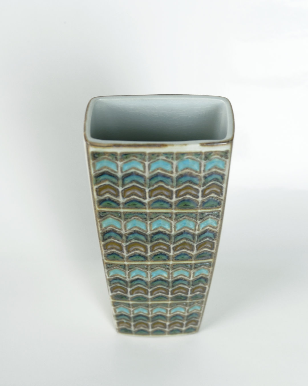 Fajance vase, Aluminia / Royal Copenhagen nr. 751-3309