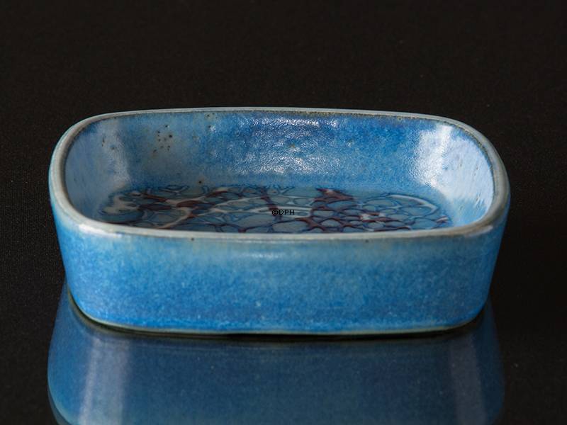 Fajance skål af Johanne Gerber, Royal Copenhagen nr. 780-2882