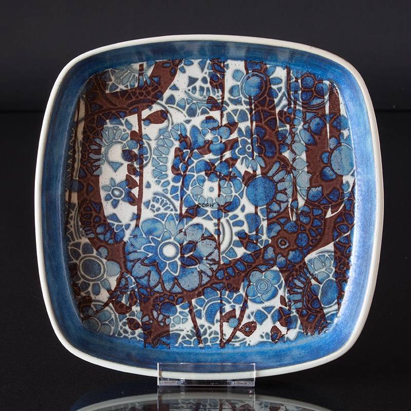 Fajance fad designet af Johanne Gerber. Royal Copenhagen nr. 780-2885