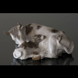 Cow with calf, Royal Copenhagen figurine no. 800