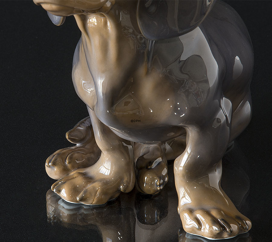 Gravhund, Royal Copenhagen hundefigur nr. 850