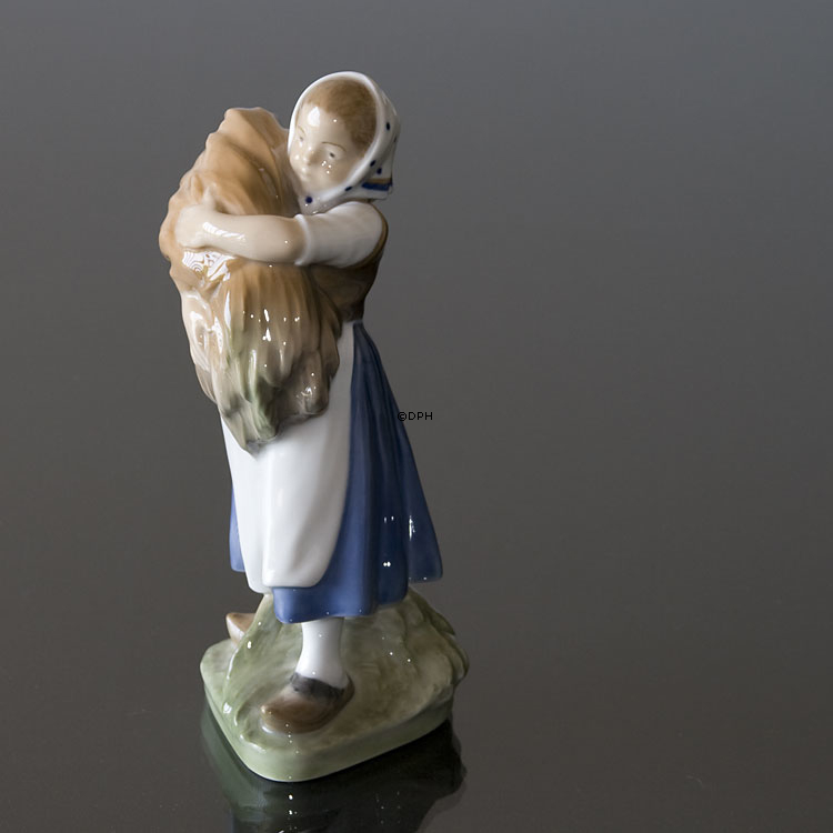 Pige med neg, Royal Copenhagen figur nr. 908