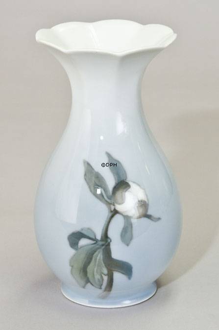 Vase med blomst, Royal Copenhagen nr. 92-2748