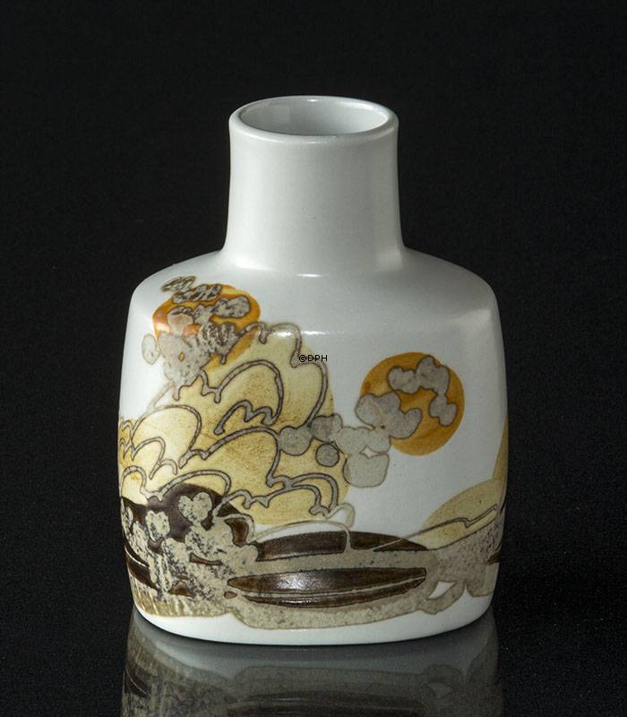 Fajance vase af Ellen Malmer, Royal Copenhagen nr. 962-3207